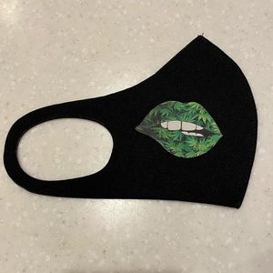 👄 💨 FACE MASK “ 420 Ganja lips” smoke 💨 👄